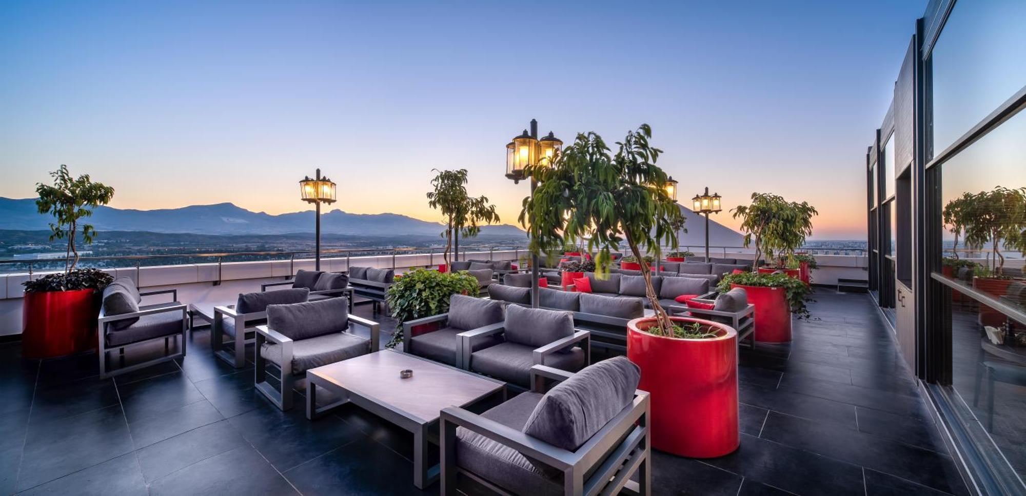 Concorde Tower Hotel & Casino Nicósia Exterior foto The rooftop lounge at the hotel