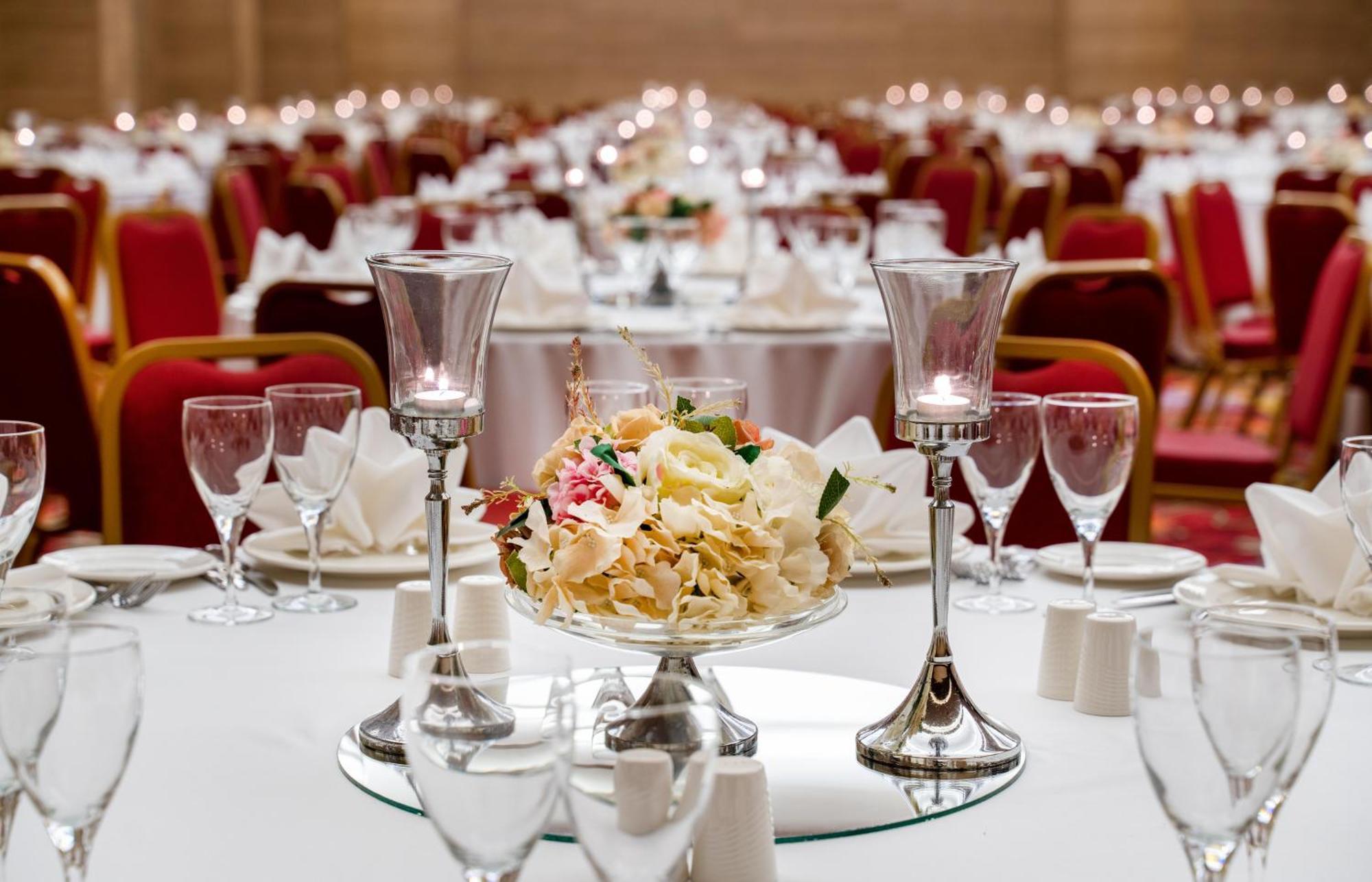Concorde Tower Hotel & Casino Nicósia Exterior foto A table set for a formal dinner