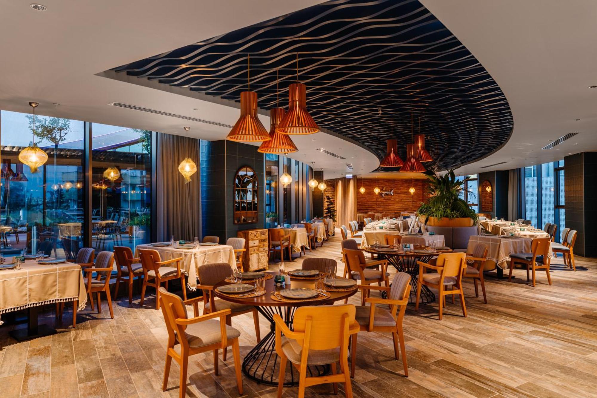 Concorde Tower Hotel & Casino Nicósia Exterior foto Restaurant